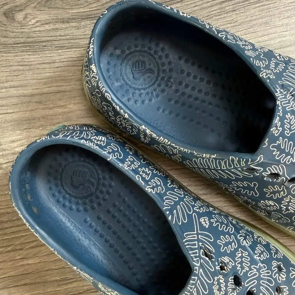 Native Jefferson Slip On Shoes Kids Size C11 Fern Leaf Print Glow In The Dark